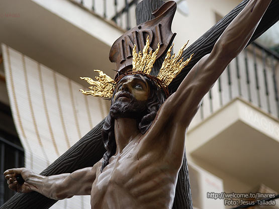 Foto del Cristo de la Expiración de Linares, obra de Jesús Tallada en el año 2001.